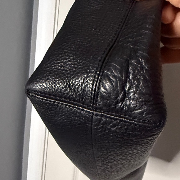 Kate Spade Large Pebbled Black Leather Tote - Picture 9 of 13